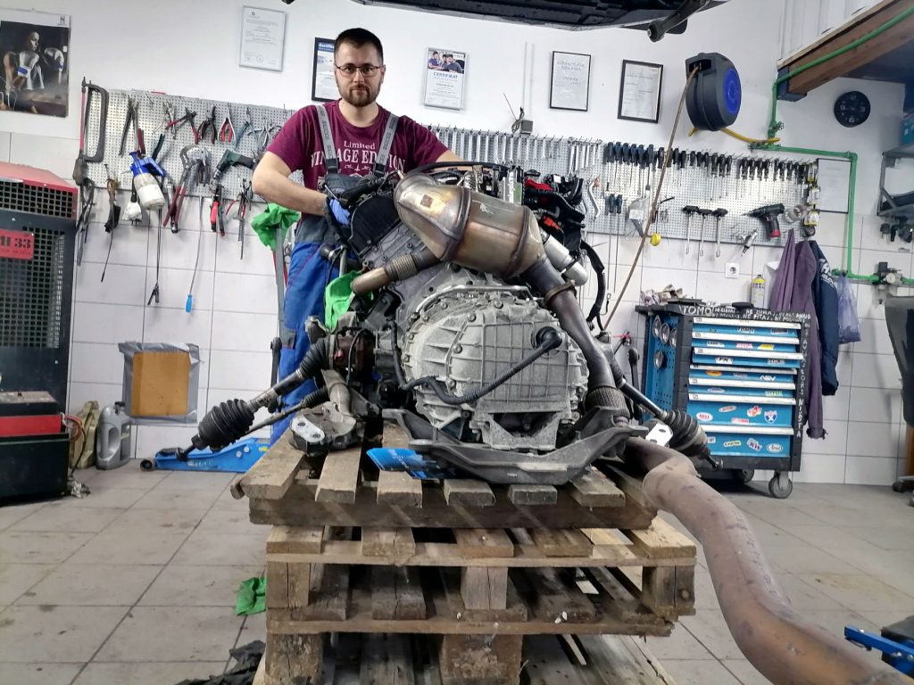 Servis-motora-Auto-Style